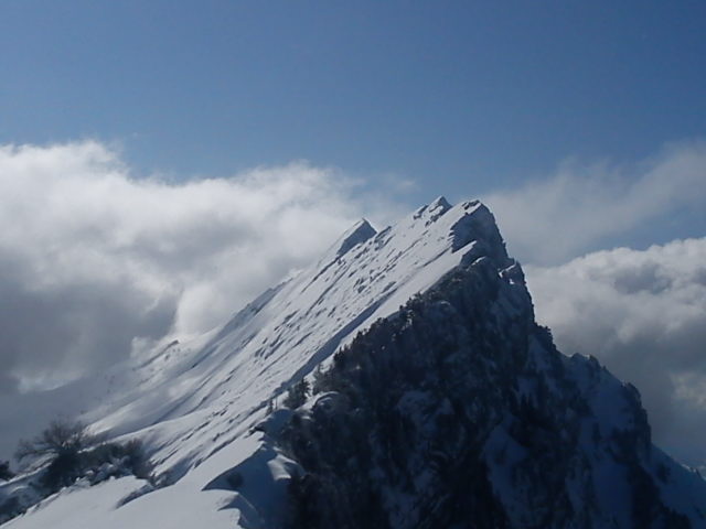 l arclusaz : Alors la c est plaque de ce cote .gaf