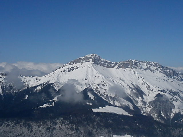 COLOMBIER : versant est superbe
