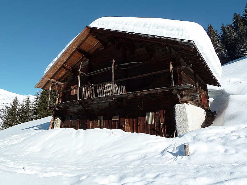 #3 Premiers chalets : La Montaz Premiers chalets : La Montaz