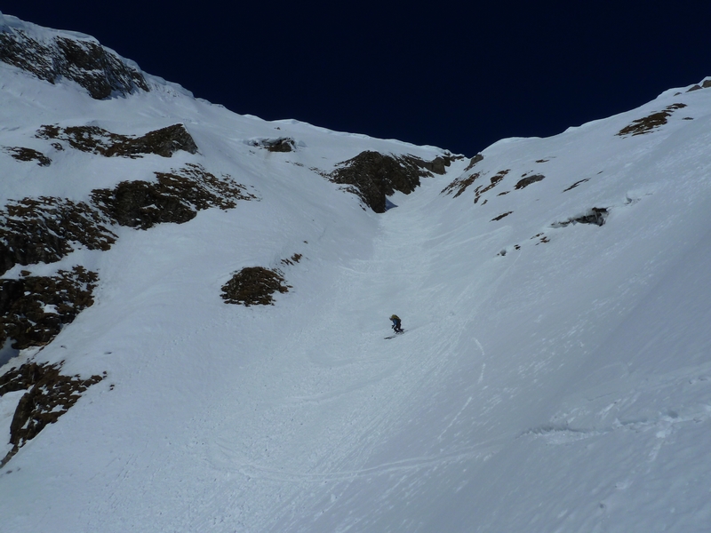 Couloir sud du Repère : Pédro dans le tiers supérieur bien large.