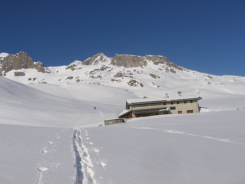 en direction du col de roche noire