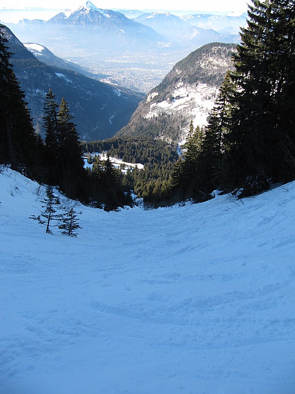 Couloir : un peu trafolé, mais avec un neige correcte.
