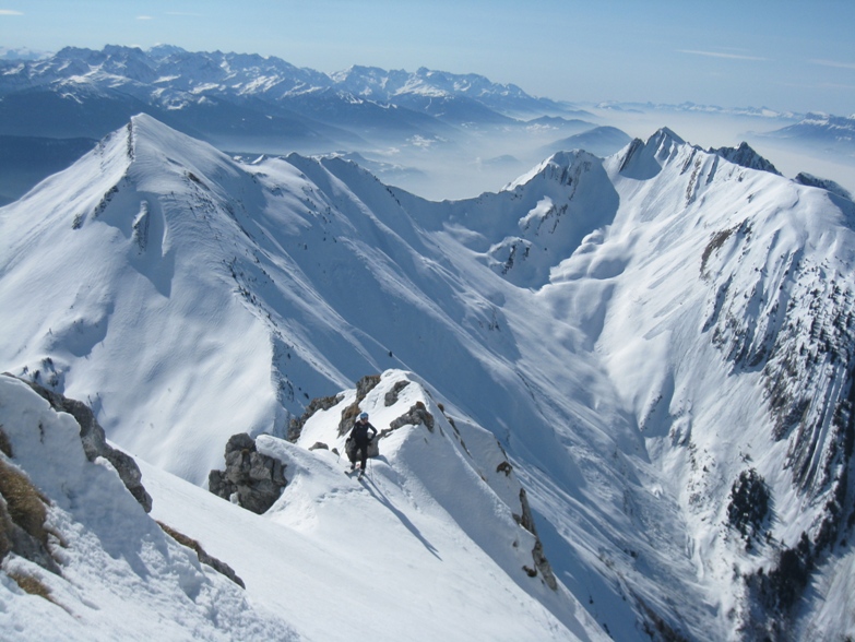 Sous le sommet : Pecloz couloir SO