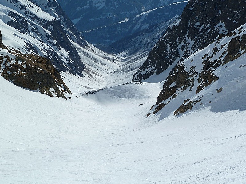 Col du Gleyzin : Vue sur le versant Roches