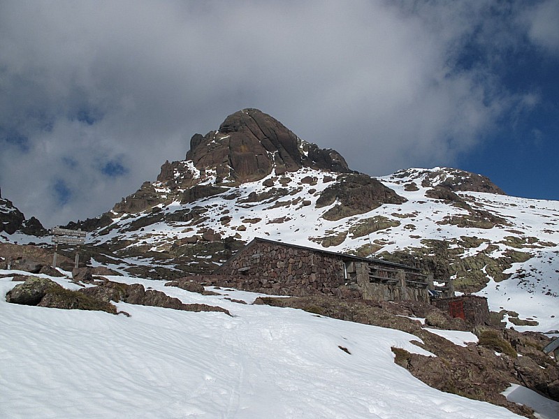 #15 Refuge de Ciuttulu Refuge de Ciuttulu