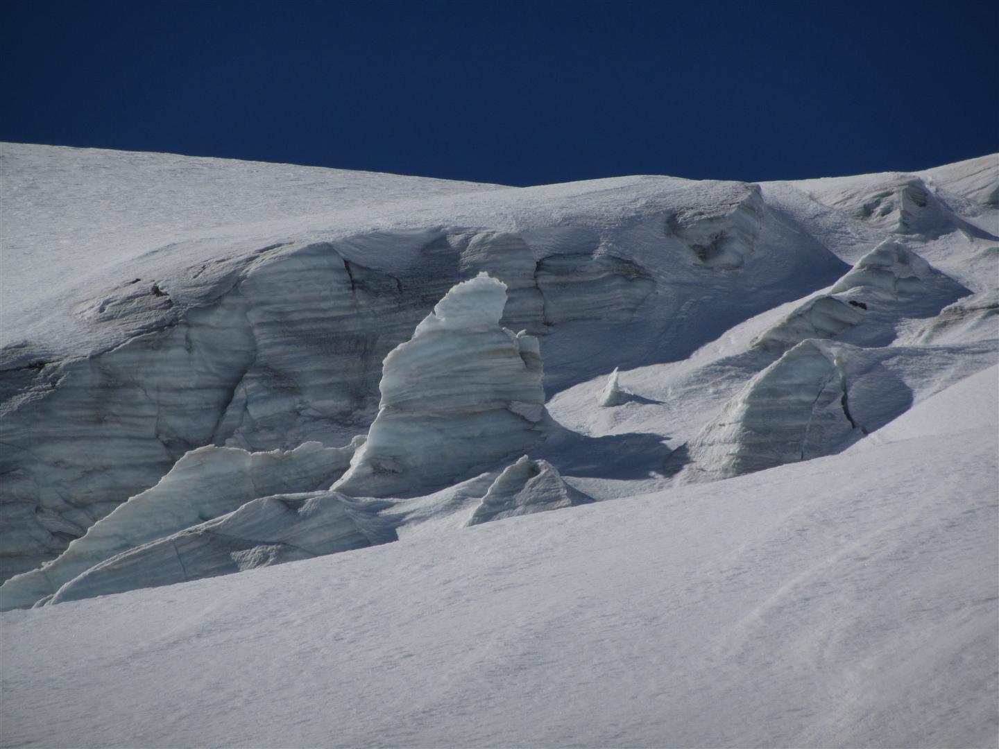 séracs : sur le glacier ouest des Sellettes
