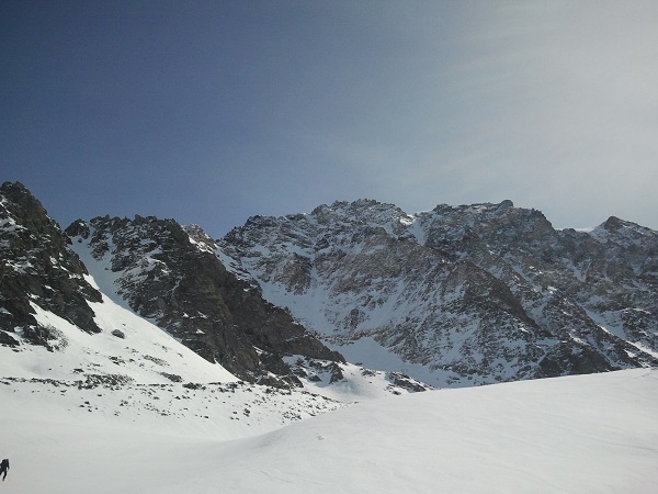 mont vélan : un groupe s'est lancé dans le couloir hannibal
