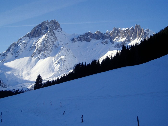 Aiguille de la Penaz : l'aiguille de la Pénaz et le célèbre couloir du col des chasseurs (à faire!!)