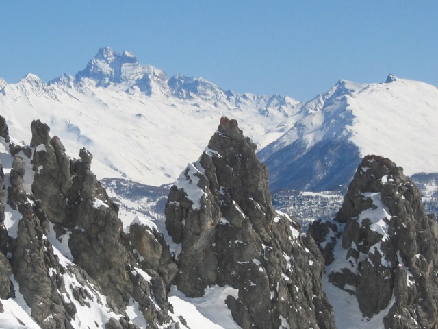 Col de la Rousse : Au fond le Viso
