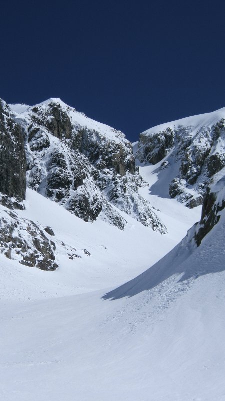 combe : combe de toute beauté vers 2500-2800 , avant d'arriver sur le glacier des Rouies