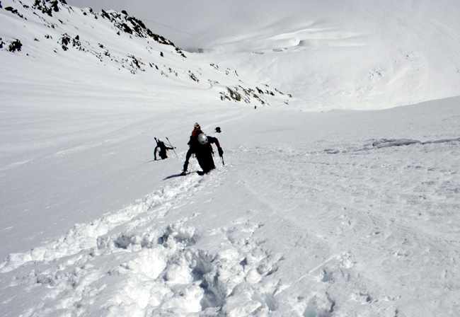 Couloir NE des Cristaux : A mi pente.