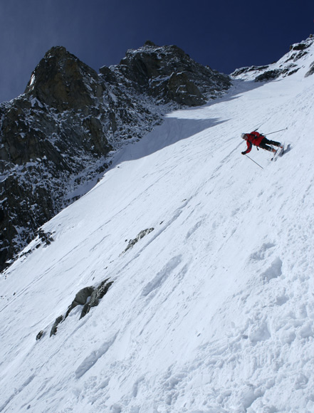 Couloir NE des Cristaux : Toujours X, un peu au-dessus de la rimaye.
