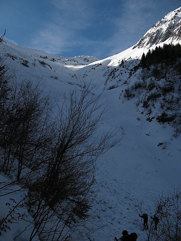 Traversée de l'avalanche! : Traversée de la coulée de l'avalanche de la combe de la Lanche juste au niveau de la cote 1348m