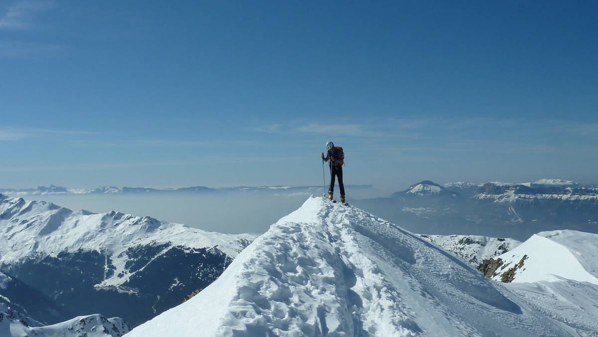#11 Point 2559 : Friz au sommet et derriere, ça donne pas envie de retourner en vallée... Point 2559 : Friz au sommet et derriere, ça donne pas envie de retourner en vallée...