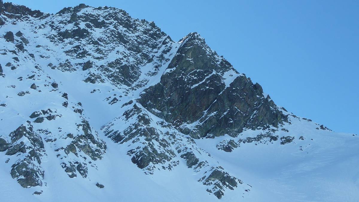 #2 Couloir du Triangle : vu du replat 2150 Couloir du Triangle : vu du replat 2150