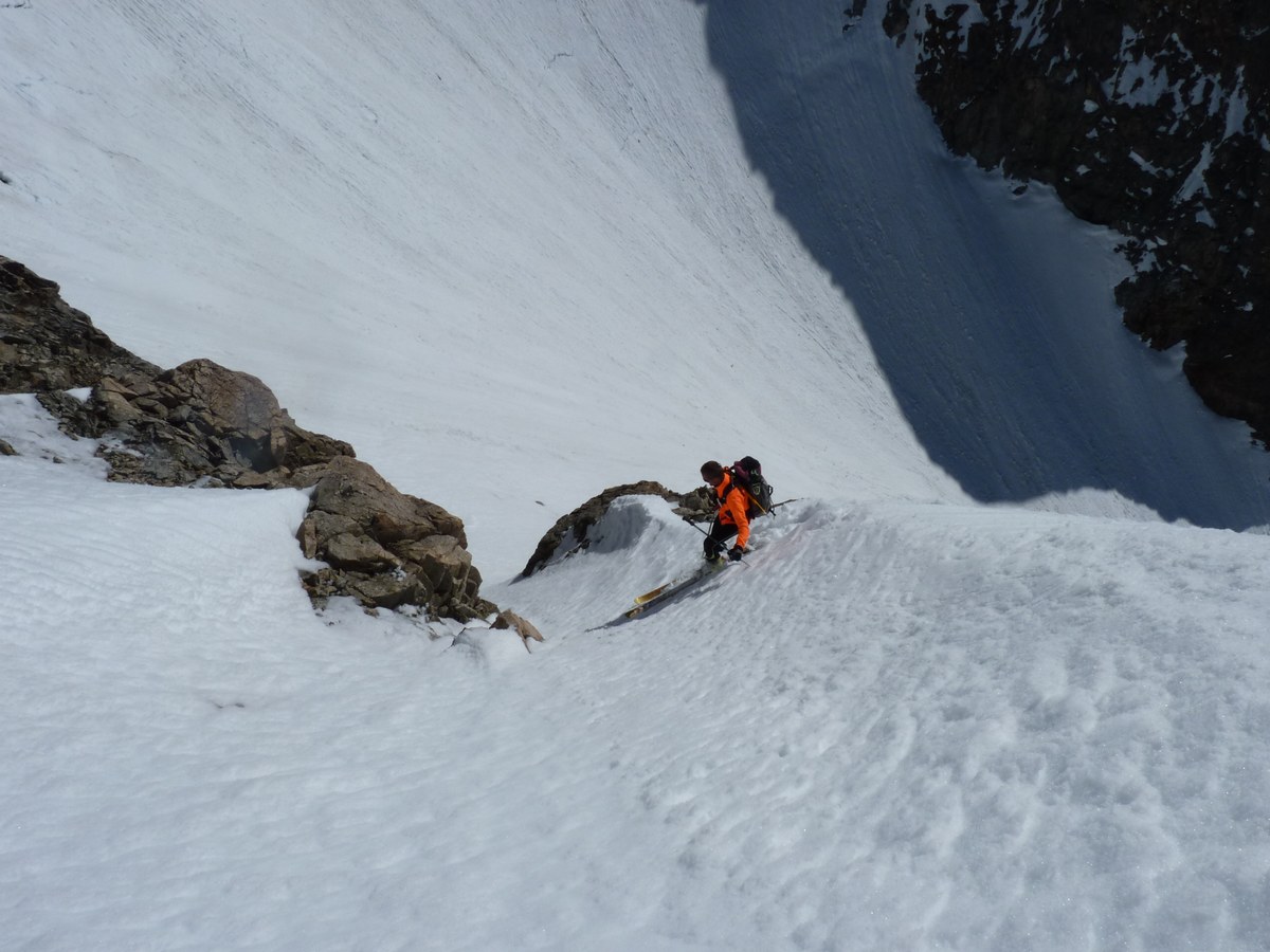 Petit couloir : Pour passer la barre supérieur