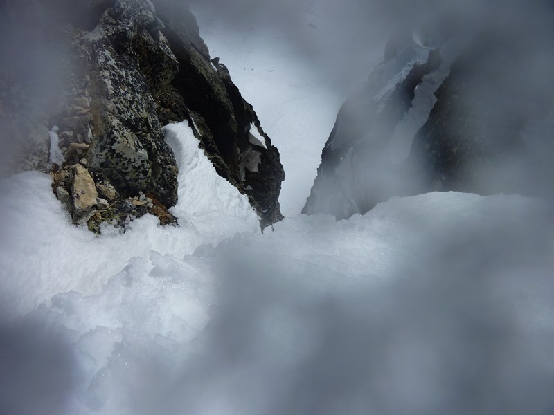 Le couloir clarétien jumelé : Un peu de neige sur l'objectif