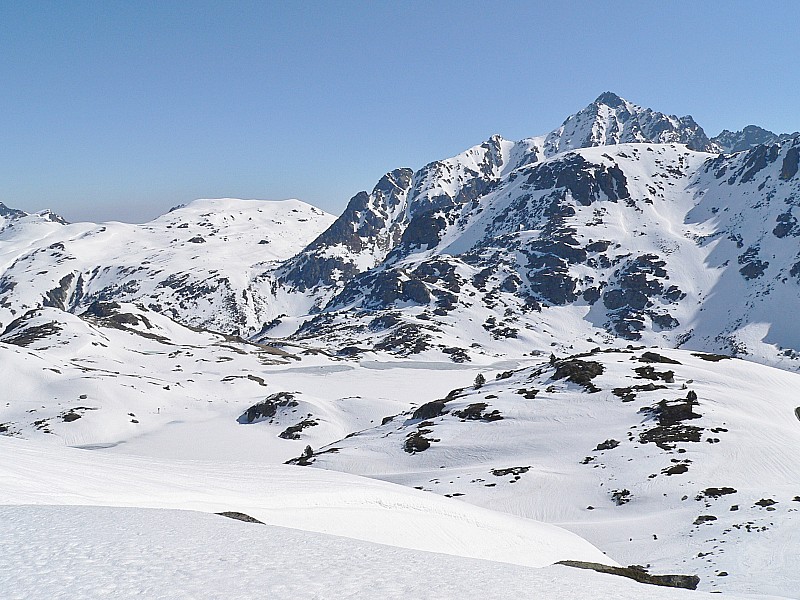 Ruhle : sommet et refuge .