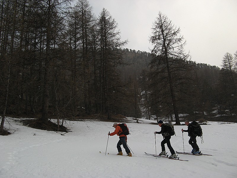 Vers 1850 m : Groupe Groupe Grimpe et Glisse
En dessous du Calvaire du Vallon