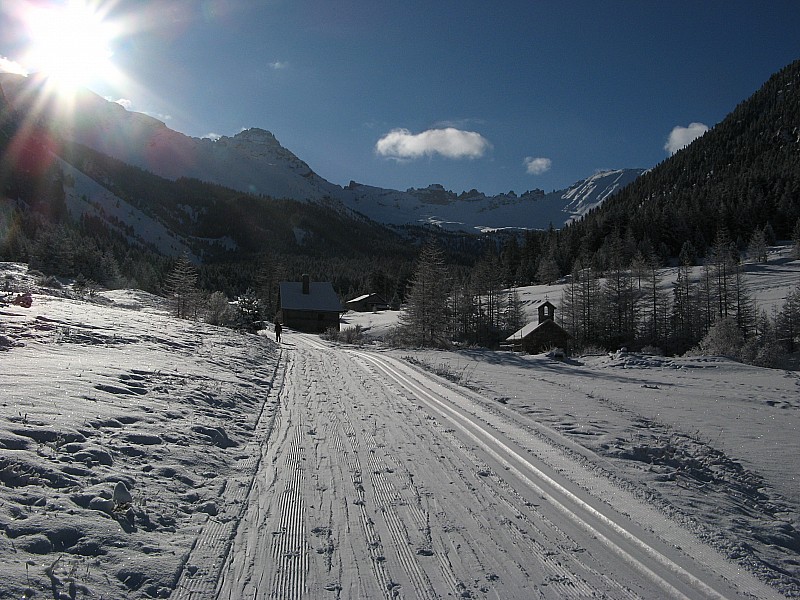 Piste de ski de fond : Montée sur la piste de ski de fond depuis Le Lans