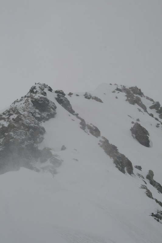 L'escalinade : dans les bourrasques de neige.