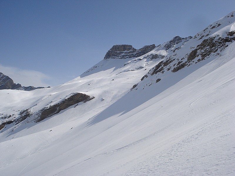 vue de la montée au barle : le chemin du barle au soleil à 11h00