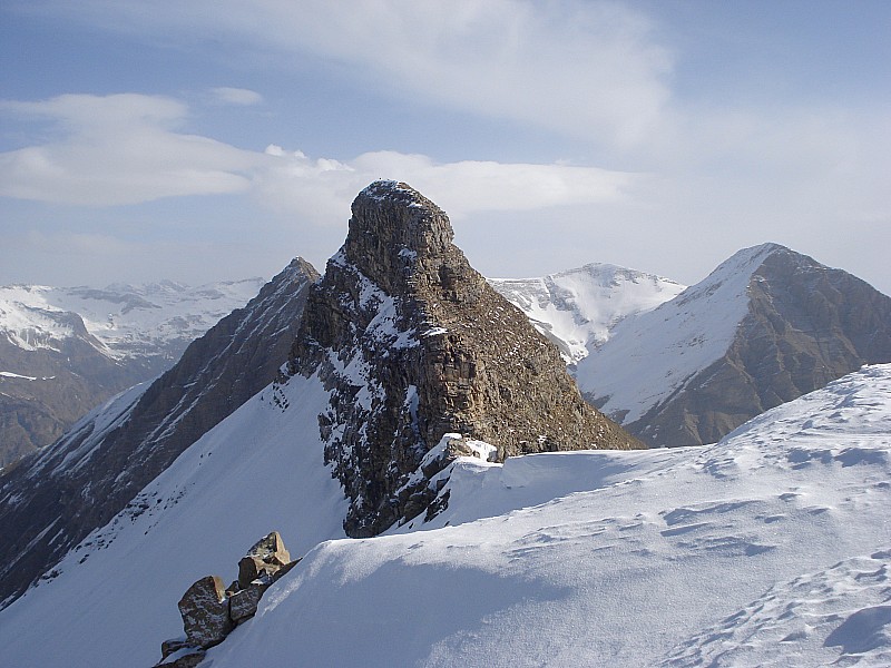 le barle : et l'aiguille d'orcières en enfilade