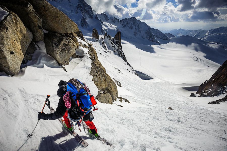 Col Sup du Tour : David Garnier dans la descente bien tracée du Col Supérieur du Tour.