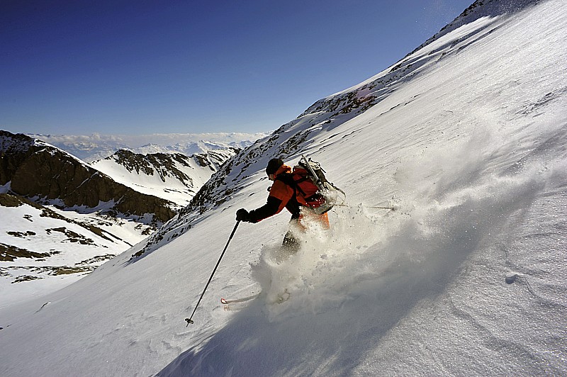 Glacier Lombard : Bons virages dans la pente Nord-Est