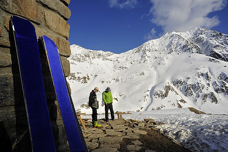 Refuge du Goléon : Derniers rayons sur la terrasse