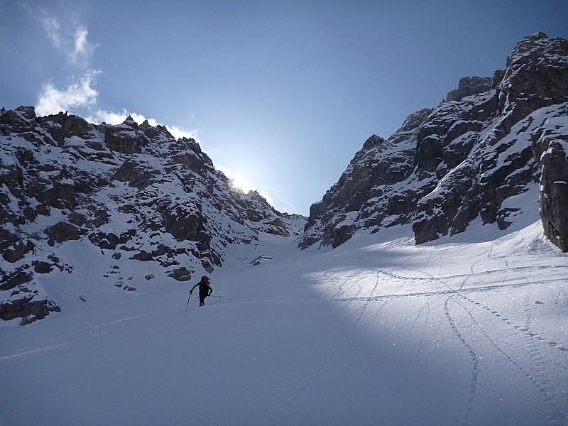 A l'assaut du couloir : Montée dans la poudreuse, ça promet !