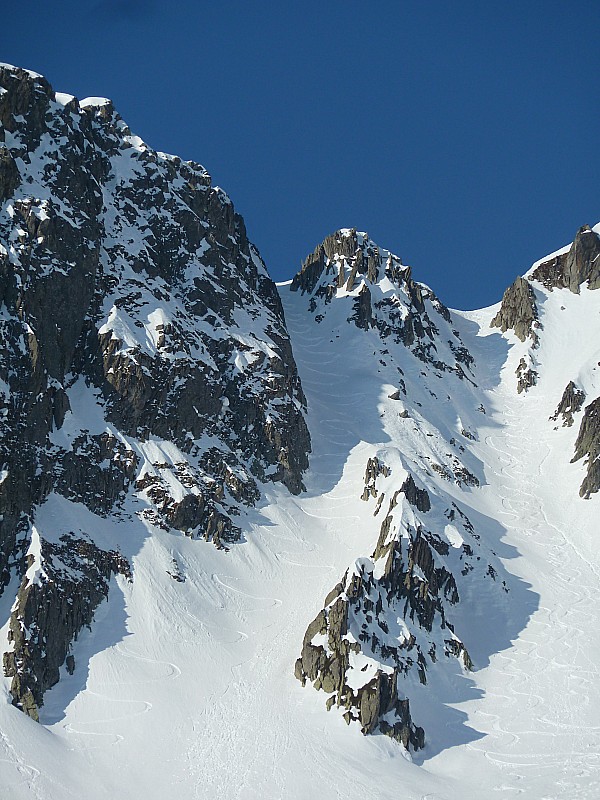 Combe Bronsin : Un joli half-pipe naturel.