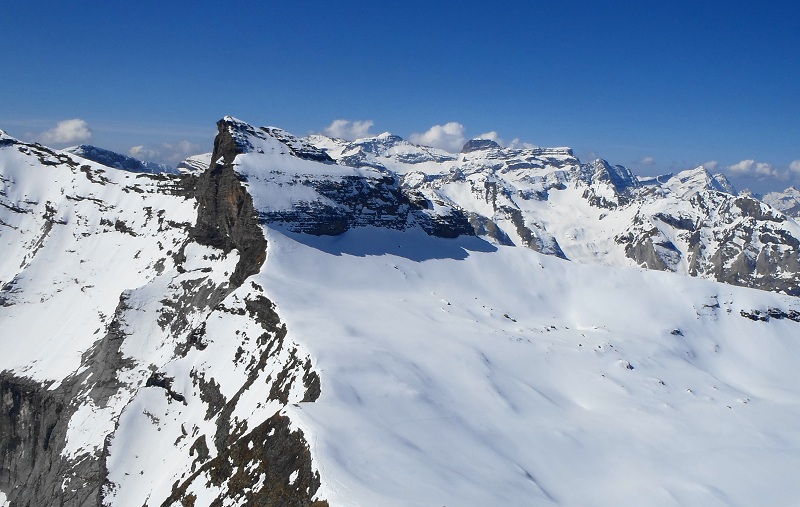 Pic de la Géla : Du sommet, le Gerbats, Mont Perdu, Cylindre et Gavarnie