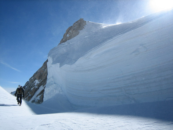 Sérac face N Mont Blanc : Après notre échappée dans la face nord du Mont Blanc. Il est temps de chausser les skis !