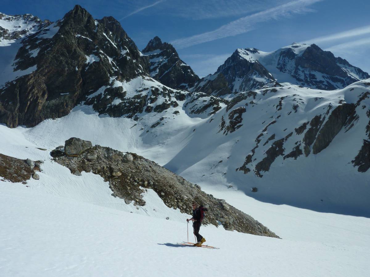 Combe de la Patinoire : Pierre devant la Grande Glière et la Grande Casse