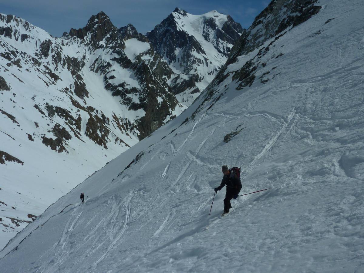 Pente Nord : encore poudre devant la Grande Casse
