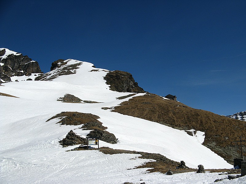 Col du Mont : table d'orientation et ruine