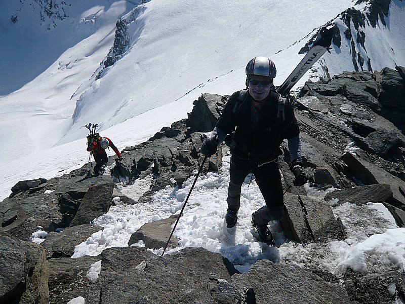 Albaron : Dernier petit passage mixte pour Pierre avant d'atteindre le sommet