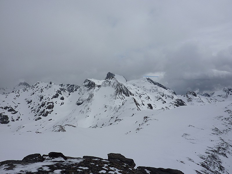 Vue du sommet : En direction de la Croix et du Grand Pic de Belledonne