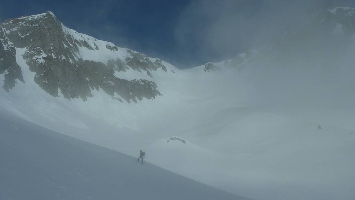 Col des Balmettes : le col est en vue