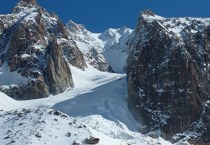 Glacier du Milieu : Le haut semble un peu goulotté.