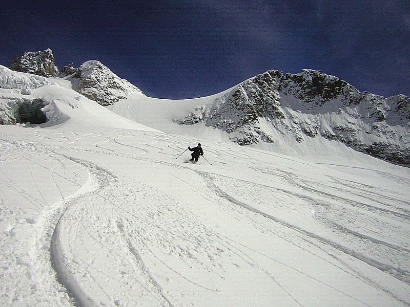 Col d'Argentière face W : Milieu.