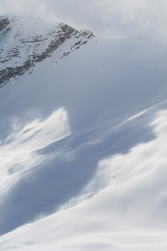 Les nuages reviennent : jeu de lumière sur la Grande Combe.