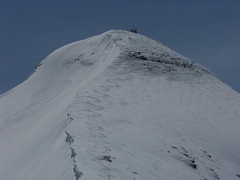 Mt Joly : Départ du sommet un peu soufflé mais bon ski quand même