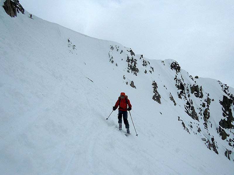 Grand Roc : Début de la descente sous le collet 3220. Tout sauf une descente d'anthologie!