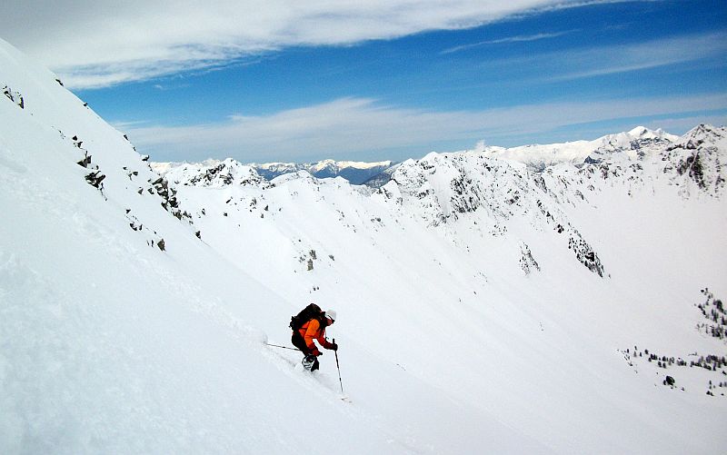 départ ski : bonne poudre sur fond dur