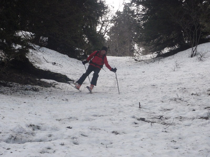 Gérard en action : Style aérien , mais il faut bien éviter quelques branches !