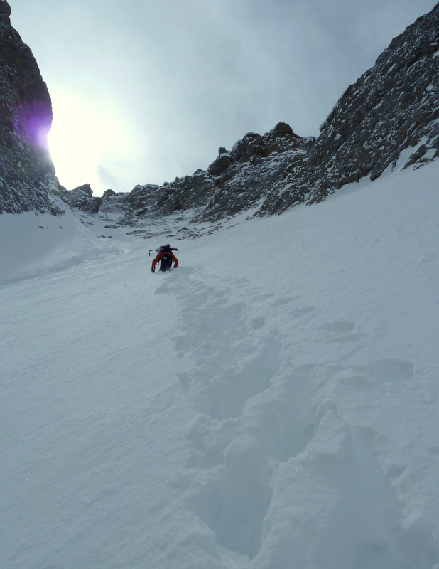 Bas du couloir : plus que 2 heures.