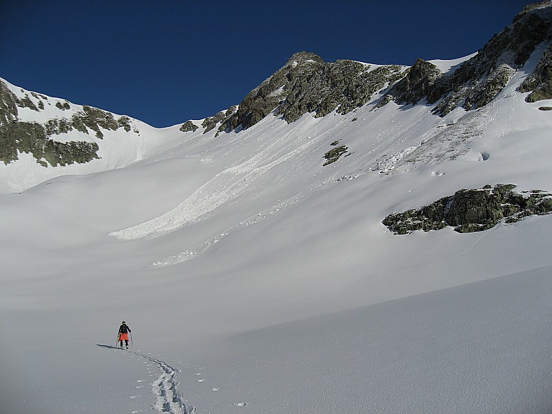 Col des balmettes : Arrivée au col des balmettes avec une petite poudreuse