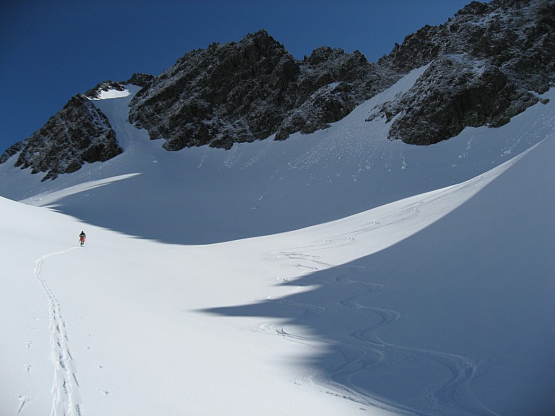 Combe rousse : Remontée de la combe après une première descente bien sympa.